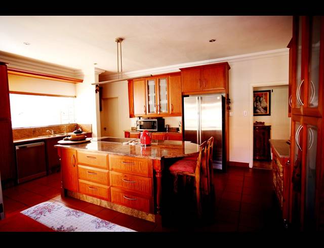 4 BEDROOM HOUSE FOR SALE IN THREE RIVERS PROPER